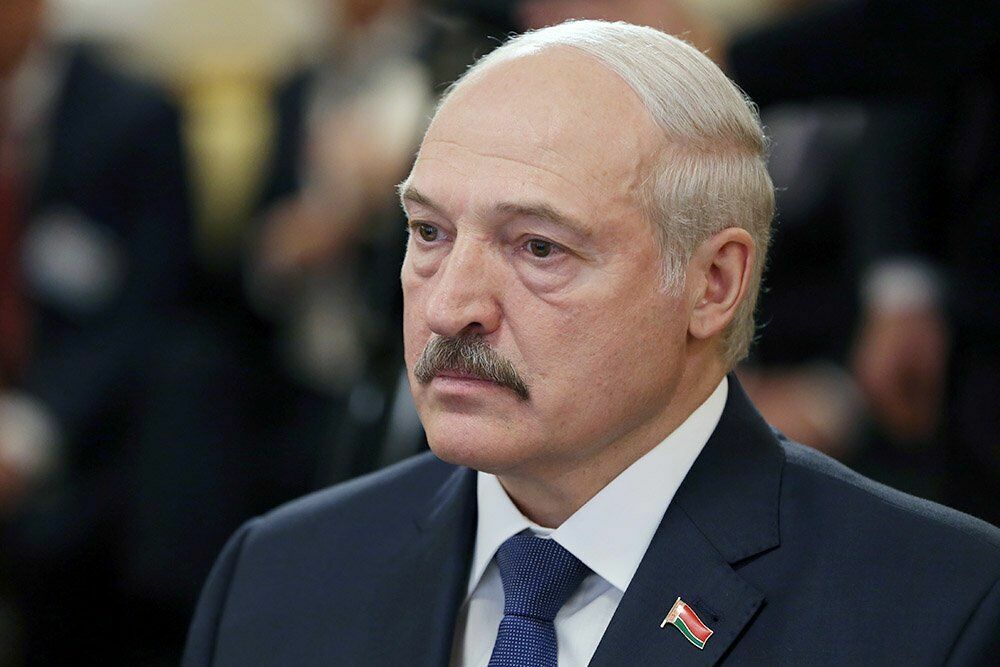 Лукашенко подготовил документ о передаче власти Совбезу
