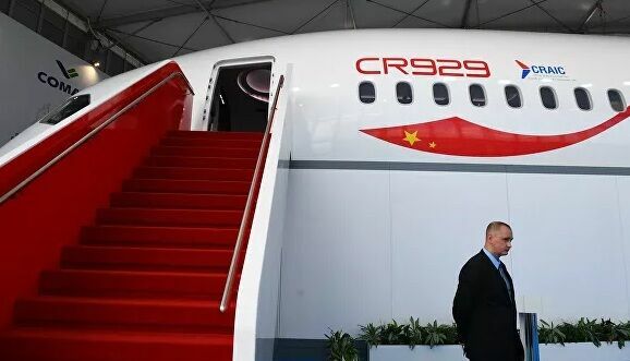 Российско-китайский лайнер CR929 поднимется в небо в 2023 году