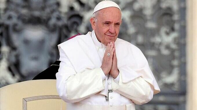 Папа римский разрешил женщинам голосовать в Синоде епископов в Ватикане
