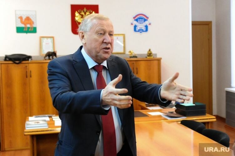 Мэр Челябинска предложил развесить плакаты со свиньями, призывая к чистоте