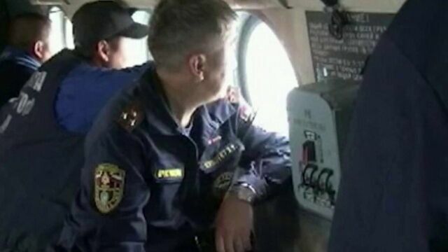 В Туве 10 вертолетов и самолетов ведут поиски пропавшего Ми-8