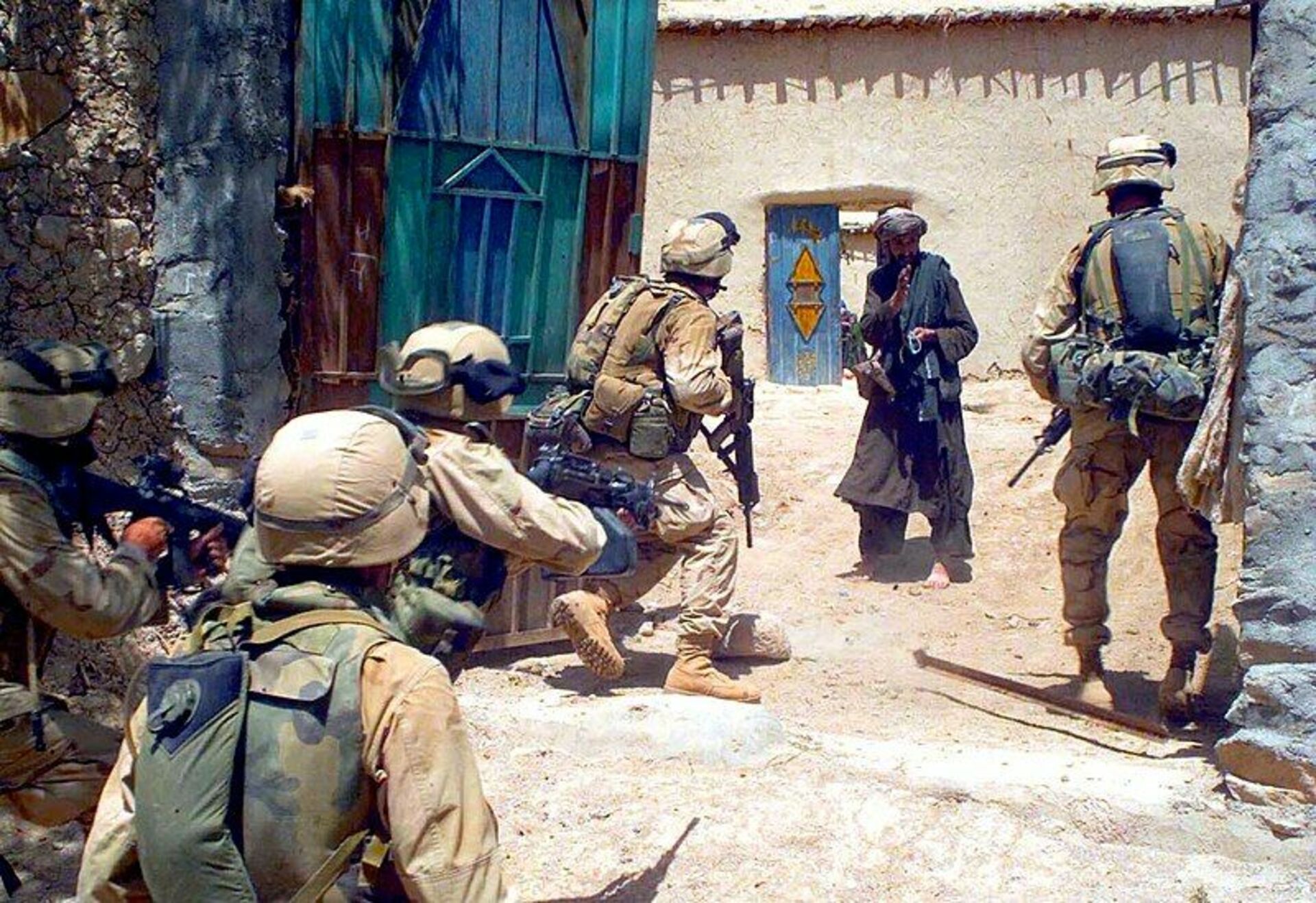 Военная операция направленная на. Несокрушимая Свобода операция в Афганистане. Операция США В Афганистане 2001. Армия США В Афганистане 2001.