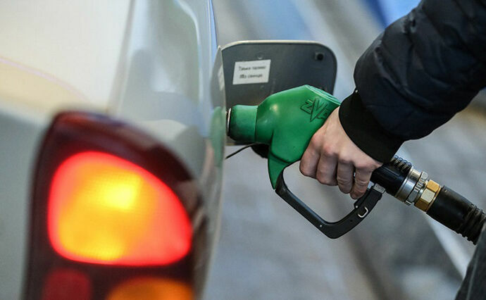 Цены на бензин в России подскочили на 8%