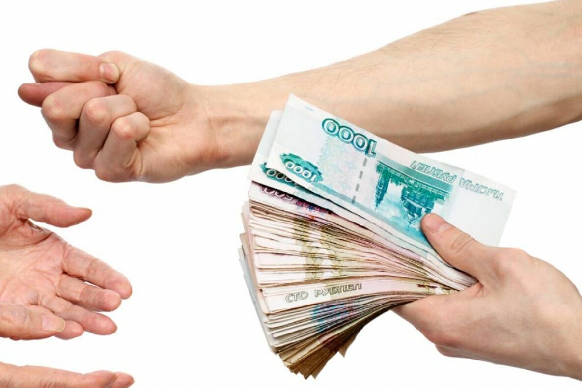 Цифра дня: 96% россиян недовольны своей зарплатой, но при этом лояльны власти