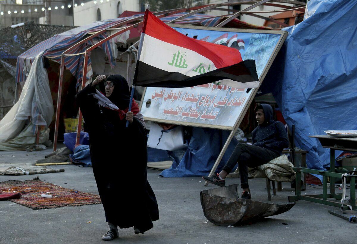 Два человека погибли на акции протеста в Багдаде