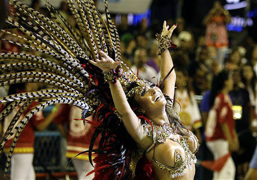 Бразилию охватила карнавальная лихорадка