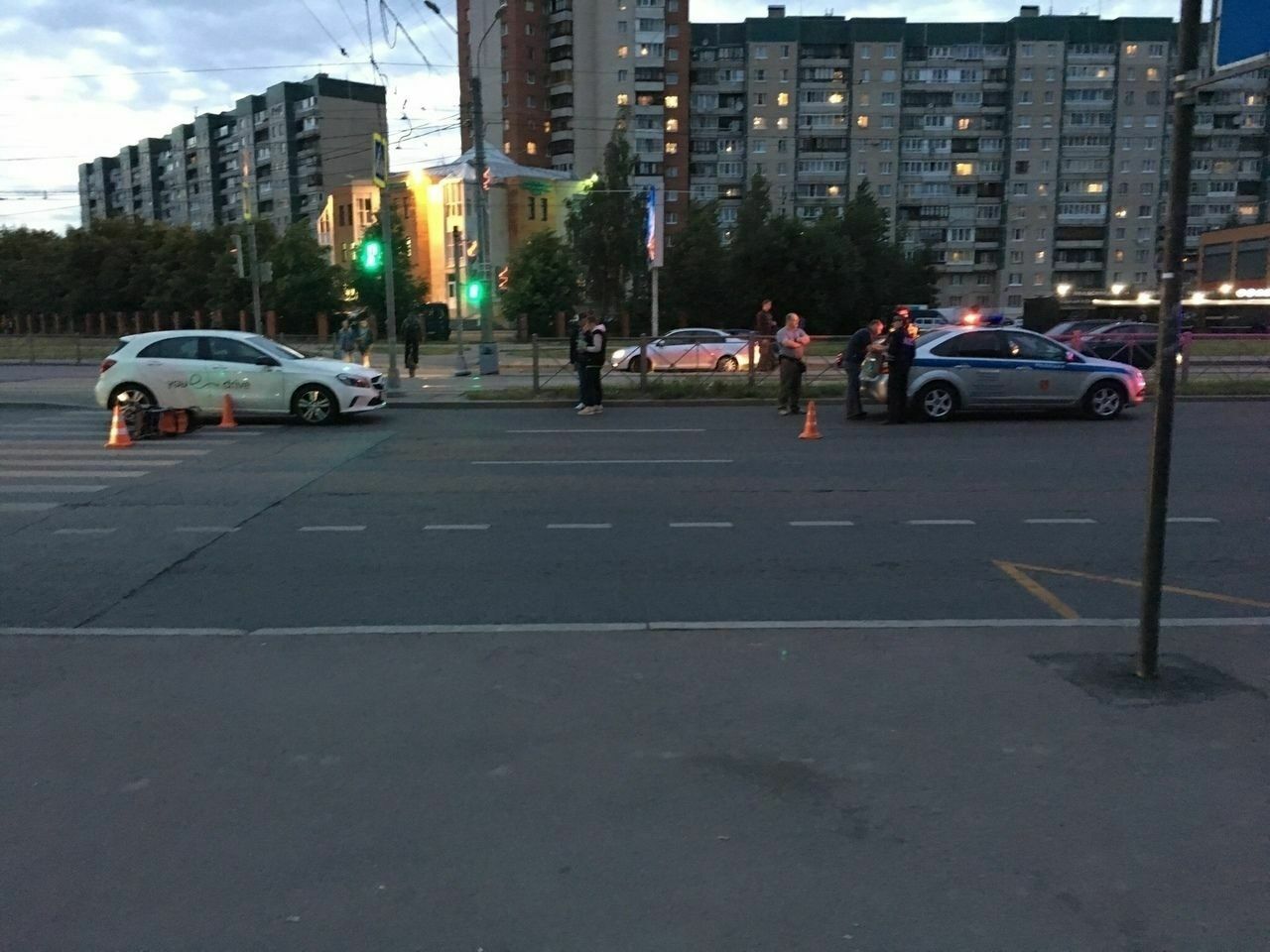 В Петербурге водитель без прав сбил коляску с ребенком