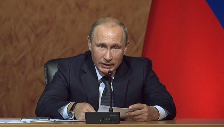 Владимир Путин призвал бороться с ИГ через помощь Асаду
