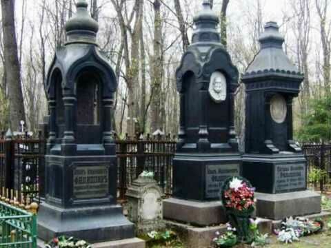 Неизвестные осквернили колумбарий на Ваганьковском кладбище Москвы