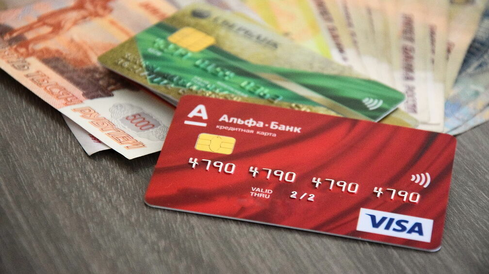 Покупатели пожаловались на проблемы при оплате бессрочными картами Visa и Mastercard