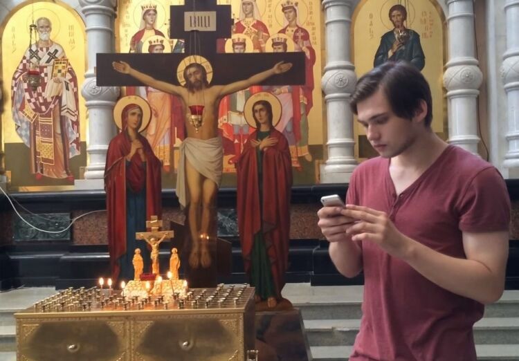 Блогер, ловивший покемонов в храме, устроил онлайн-сбор средств на адвоката