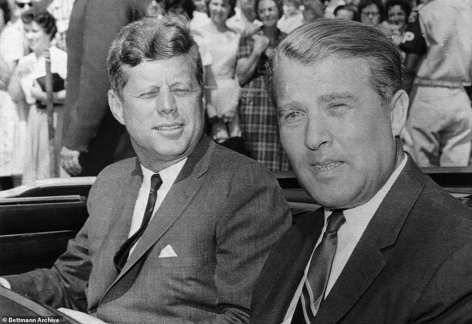 Фон Браун с президентом Джоном Кеннеди