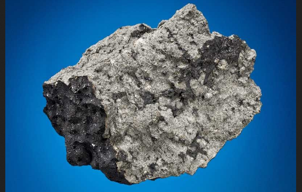 Жизнь на Земле могла зародиться благодаря радиоактивным метеоритам