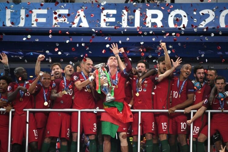 Португальцы «своровали» победу на чемпионате Европы