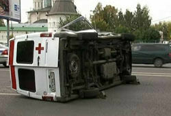 В Москве перевернулась карета «скорой помощи»