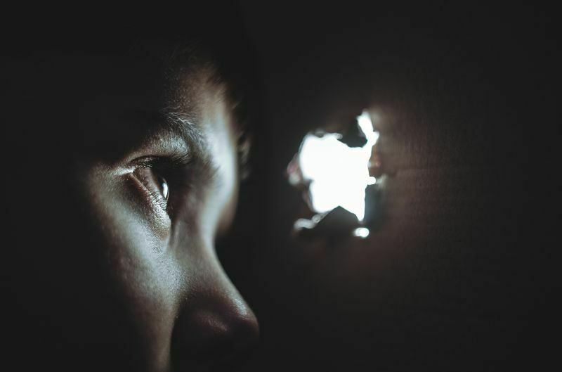Психолог Хадарцева: Страх темноты у детей можно побороть