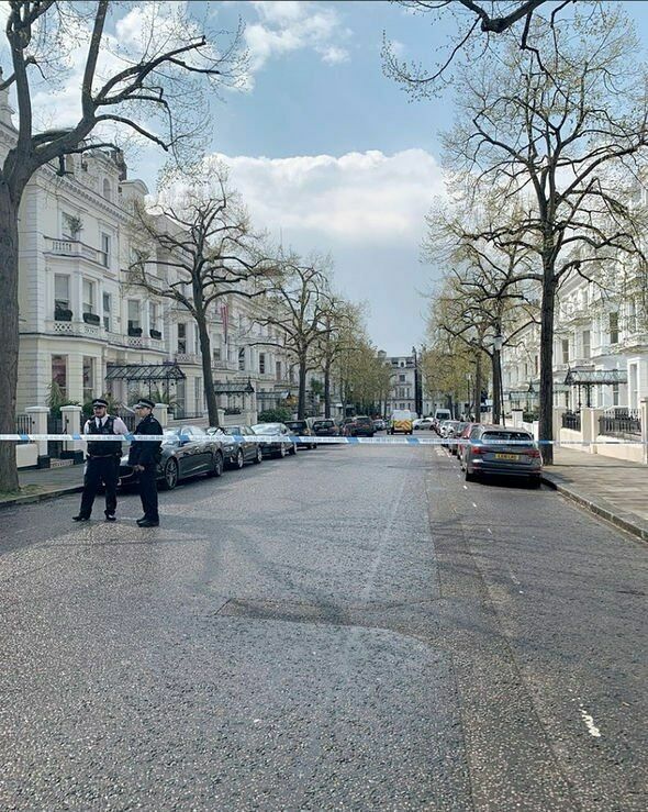В Лондоне злоумышленник протаранил машину посла Украины