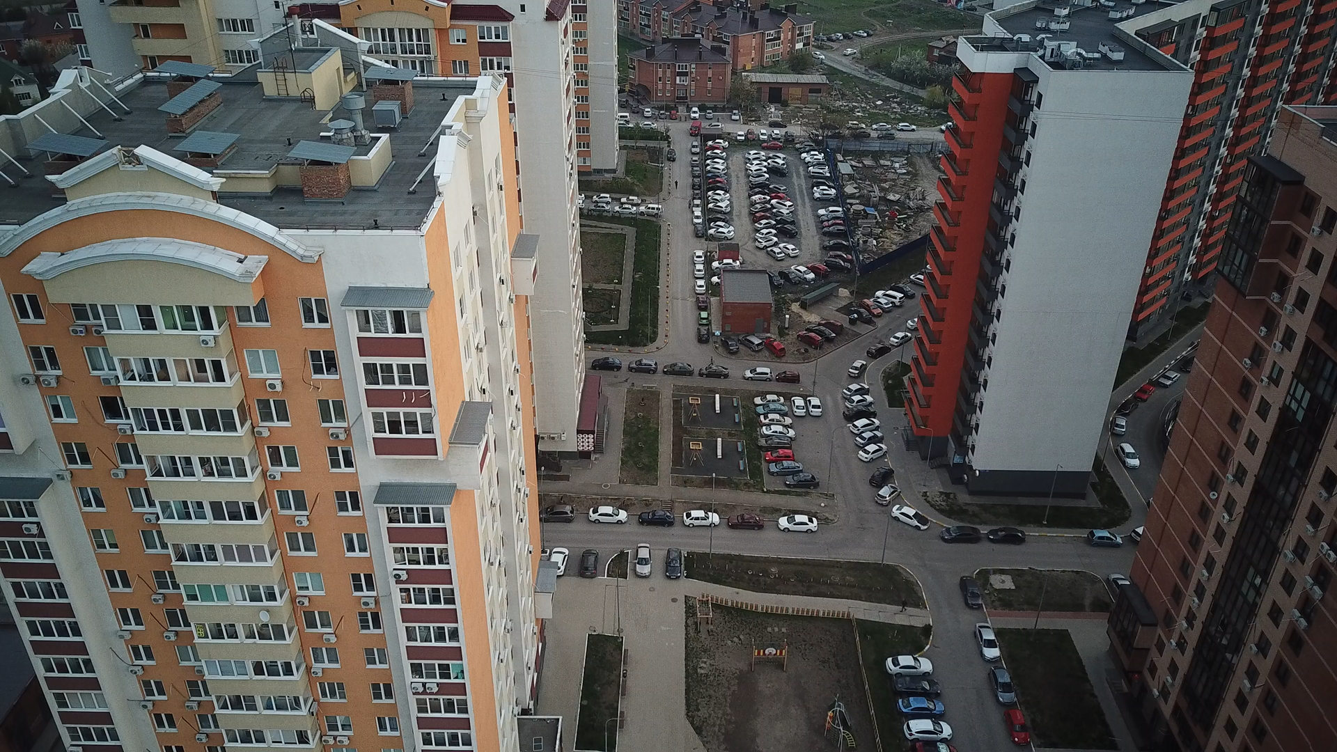 Цены на жилье в московских новостройках упали впервые за полтора года