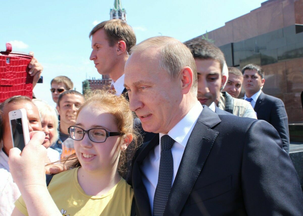 Песков озвучил примерные сроки проведения прямой линии с Путиным