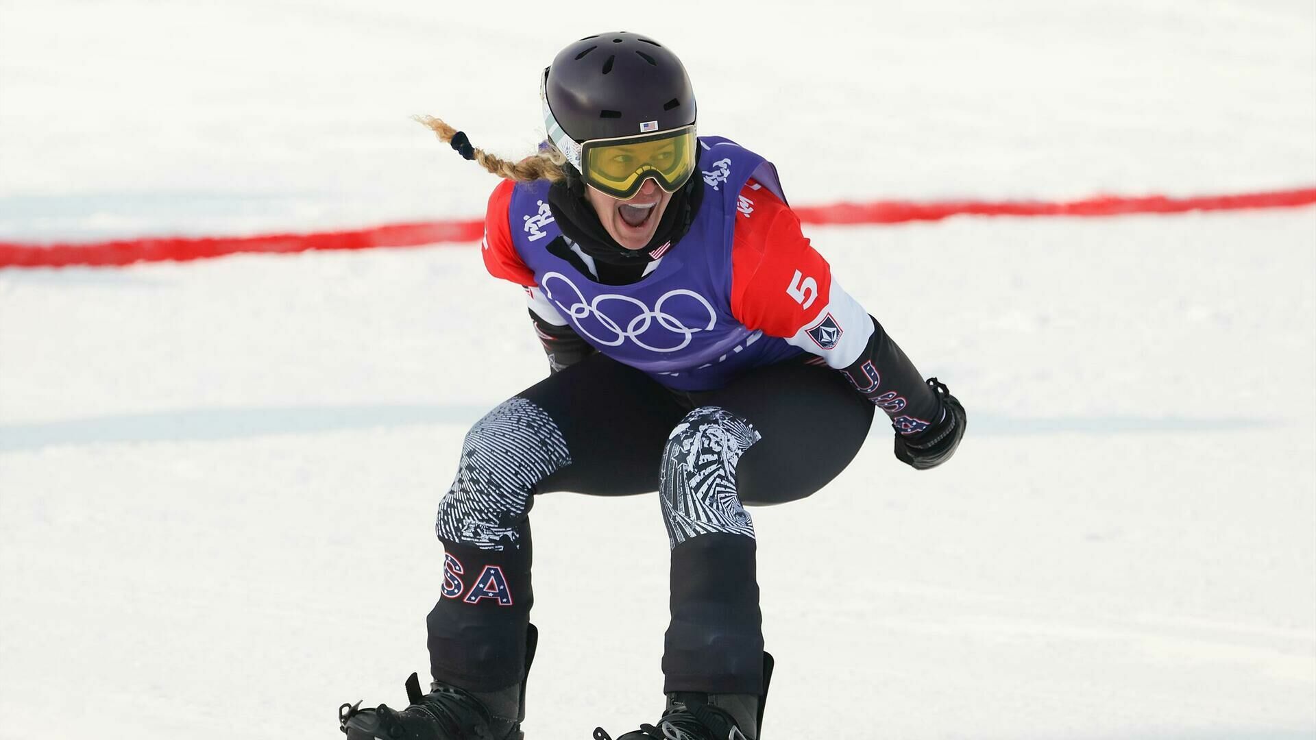 Американка Линдси Джейкобелис взяла олимпийское золото в сноуборд-кроссе