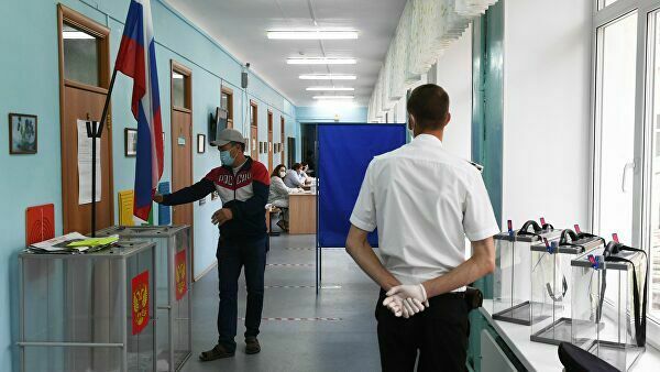Наблюдатели за голосованием по поправкам в Конституцию вышли на все участки в Москве