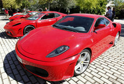 В Испании конфискованы 17 поддельных Ferrari