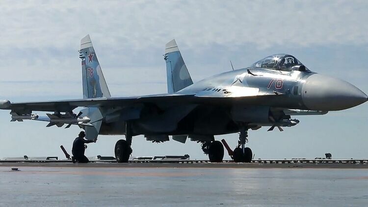 ВМФ России решил не поднимать затонувшие МиГ-29К и Су-33