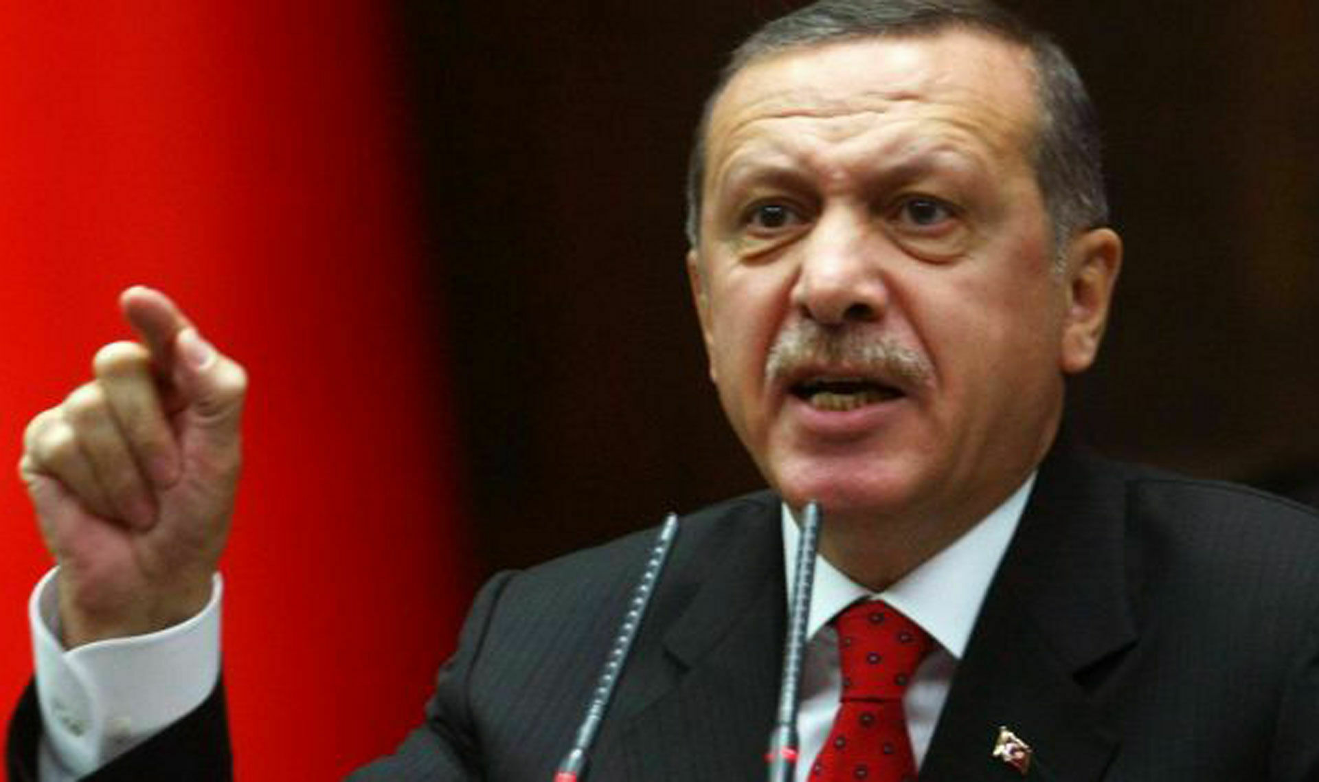 Празднующий победу Эрдоган намерен вернуть в Турции смертную казнь