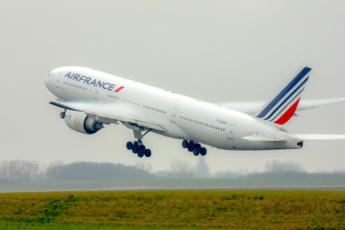 Из Иркутска в Париж вылетели два аварийных лайнера Air France