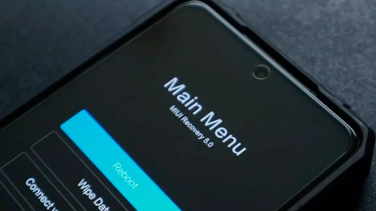Массовый сбой смартфонов Xiaomi: что делать владельцам «окирпиченных» устройств