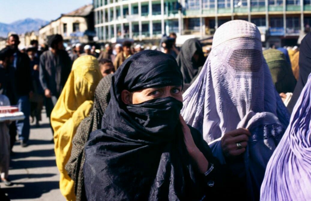 Талибы* издали специальный указ о правах женщин