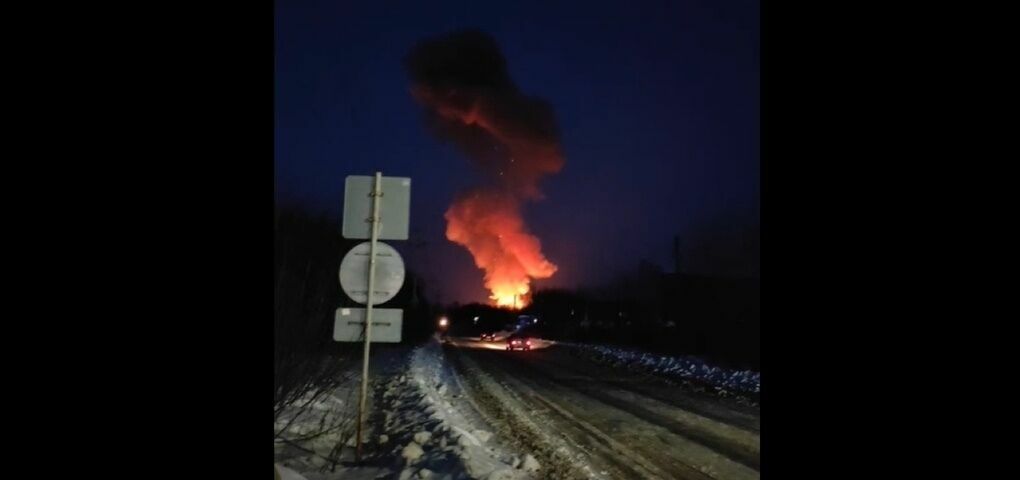 Три человека госпитализированы после пожара на пороховом заводе в Перми
