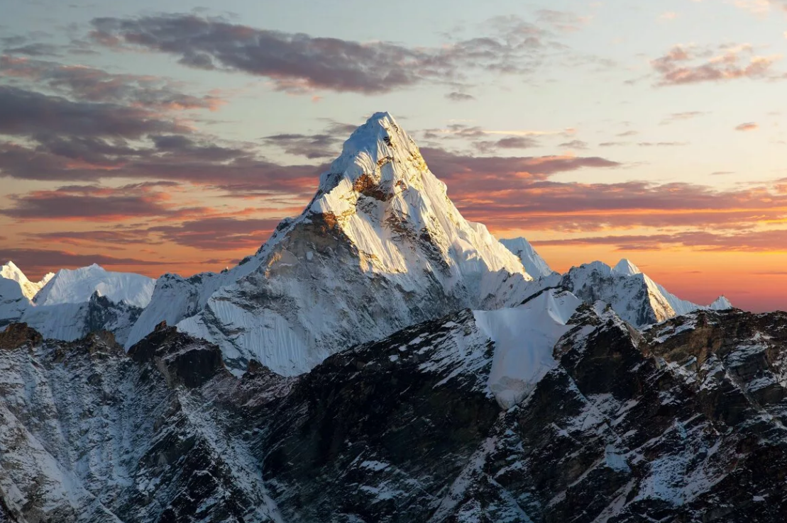Непал и Китай договорились заново измерить высоту Эвереста