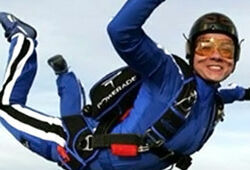 В НИИ Бурденко умерла парашютистка-чемпионка, которая сломала шею в США