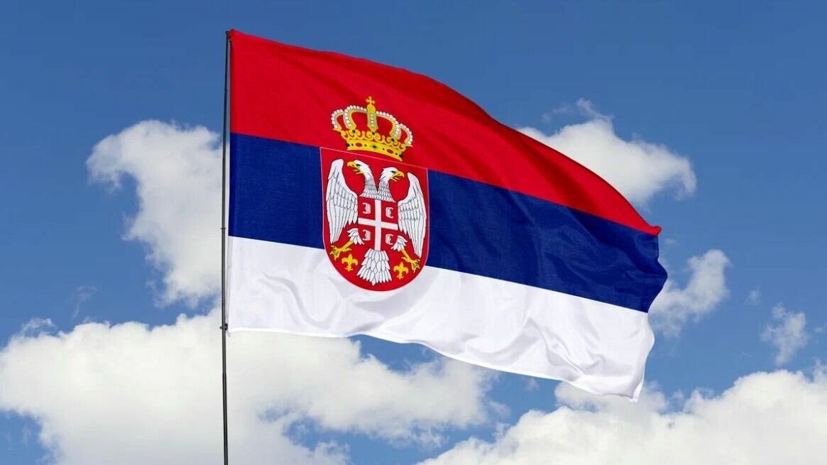 В Сербии требуют отставки министра, призвавшего к санкциям против РФ
