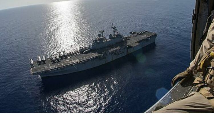Два корабля ВМС США вошли в Средиземное море