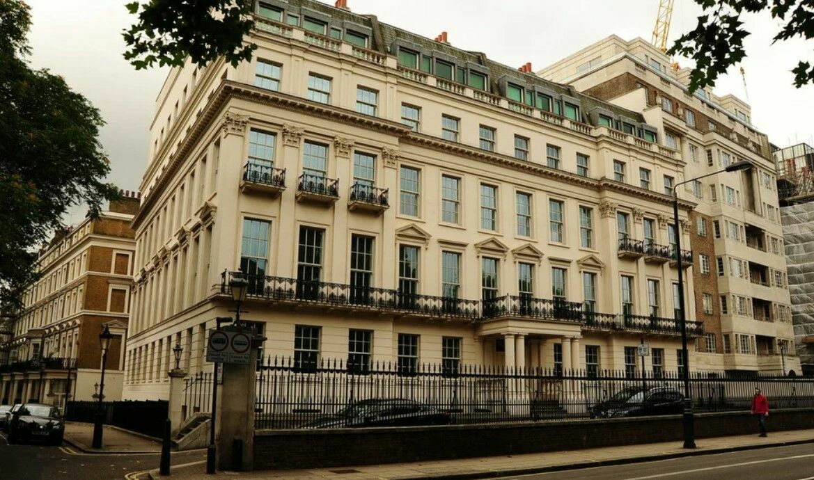 Bloomberg: самый дорогой особняк Лондона вновь выставлен на продажу