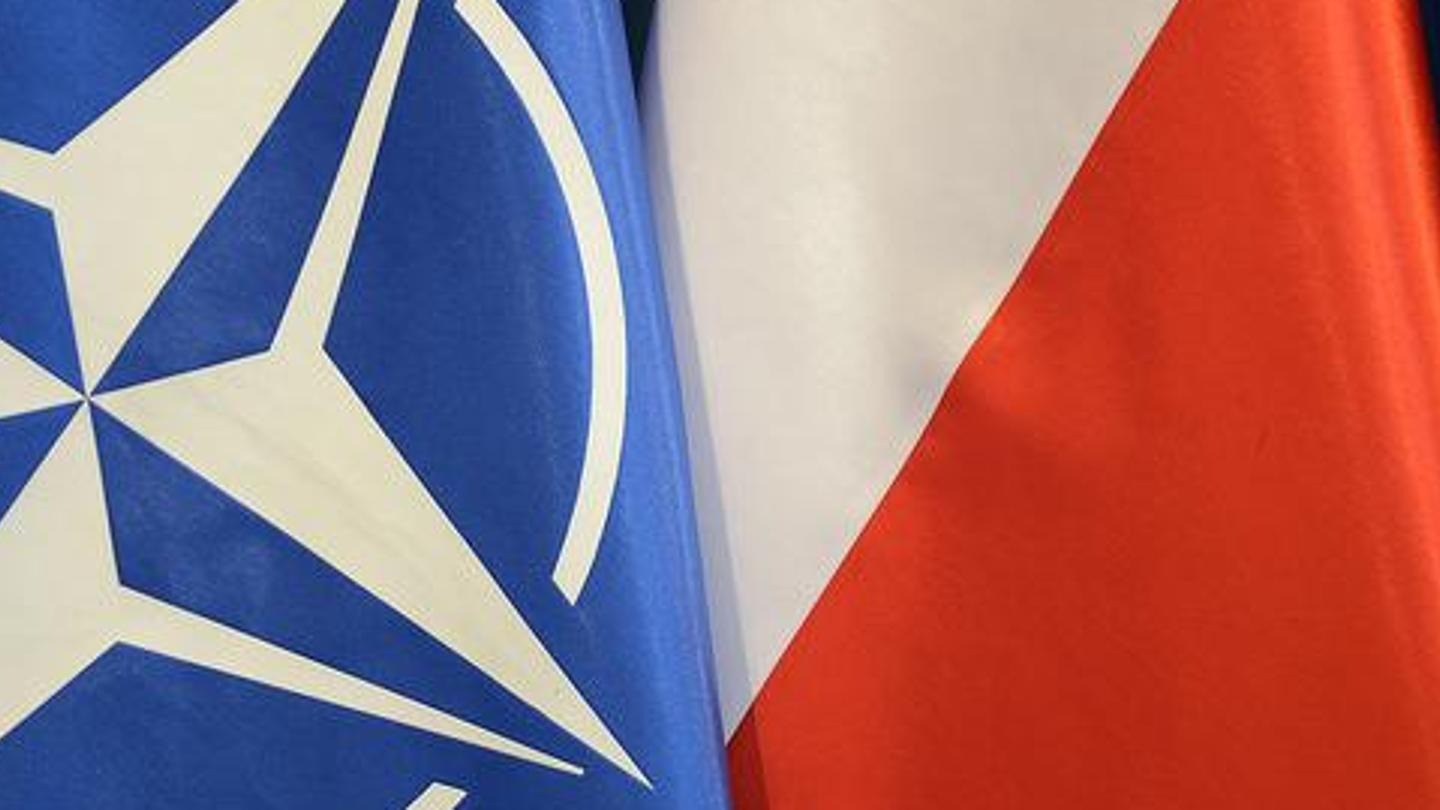 Польша угрожает открыть второй фронт на Украине, втягивая НАТО в войну с Россией