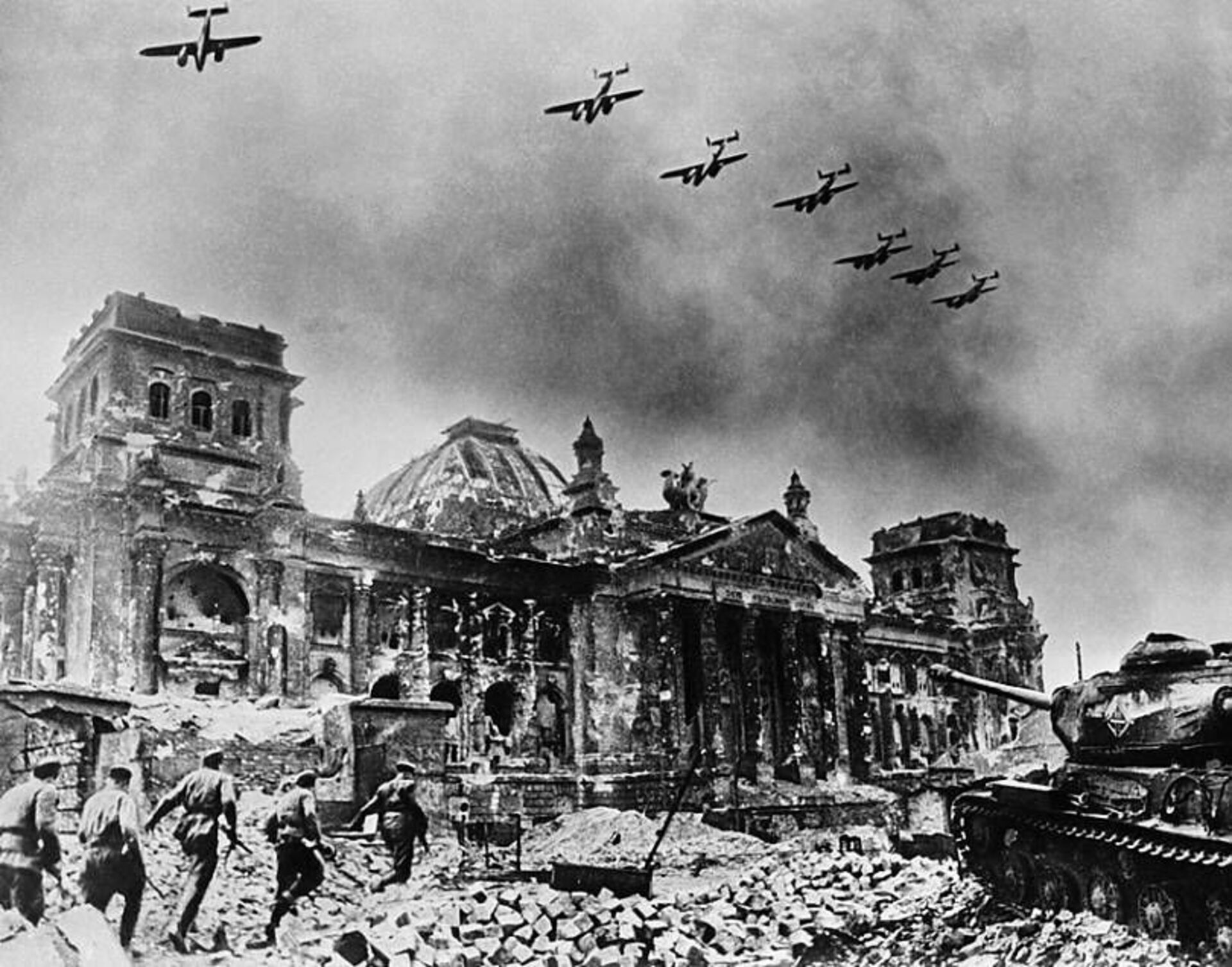 16 мая 1945 года. Штурм Рейхстага 1945. Германия Рейхстаг 1945.