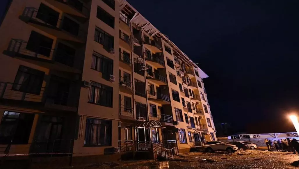 На пятом этаже дома в «Сириусе» прогремел взрыв