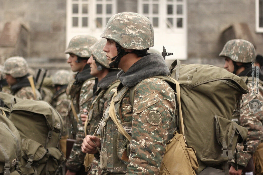 Азербайджанский военный погиб на границе с Арменией