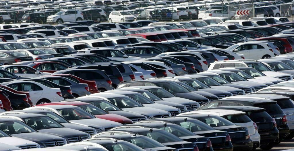 Продажи новых легковых авто в России выросли на 10,6%