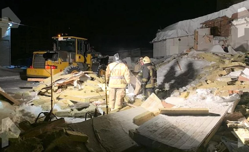 Минздрав сообщил о состоянии пострадавших при обрушении крыши в кафе Новосибирска
