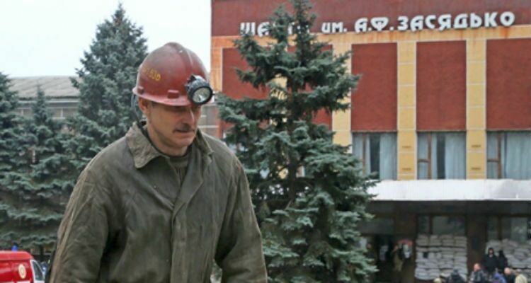 Жертвами аварии на шахте им. Засядько в Донецке стали уже 34 горняка