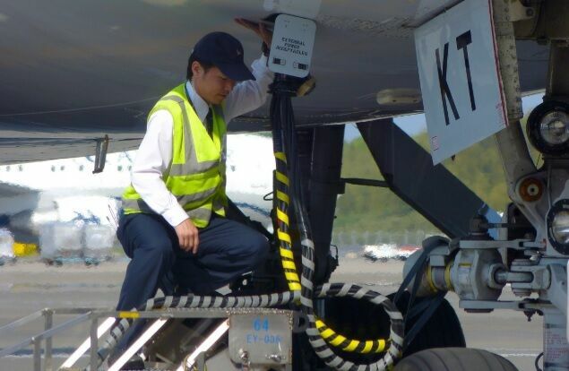 В Минтрансе хотят создать систему проверки авиакеросина для самолетов