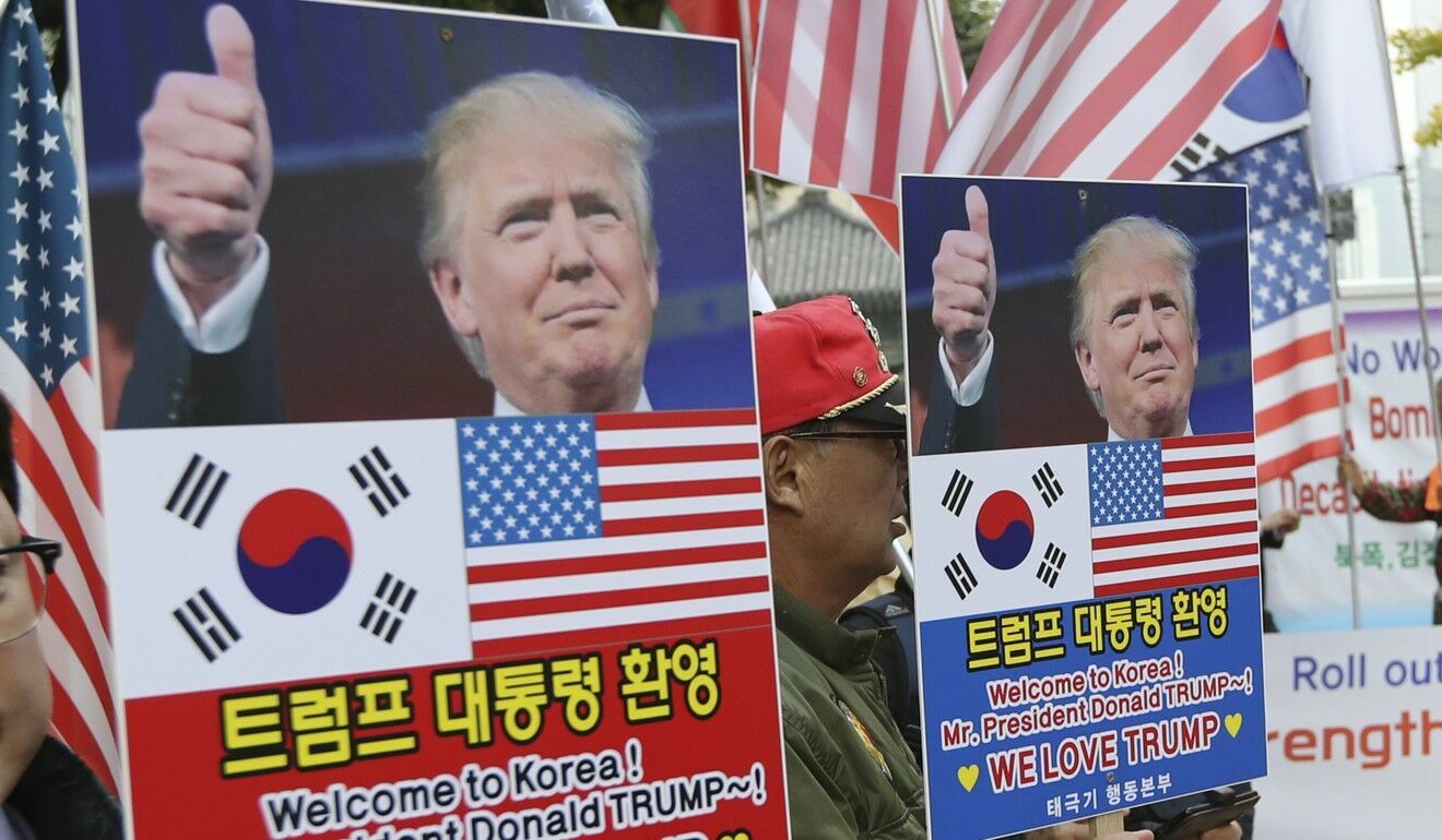 Южная Корея расширила санкции против КНДР перед визитом Трампа