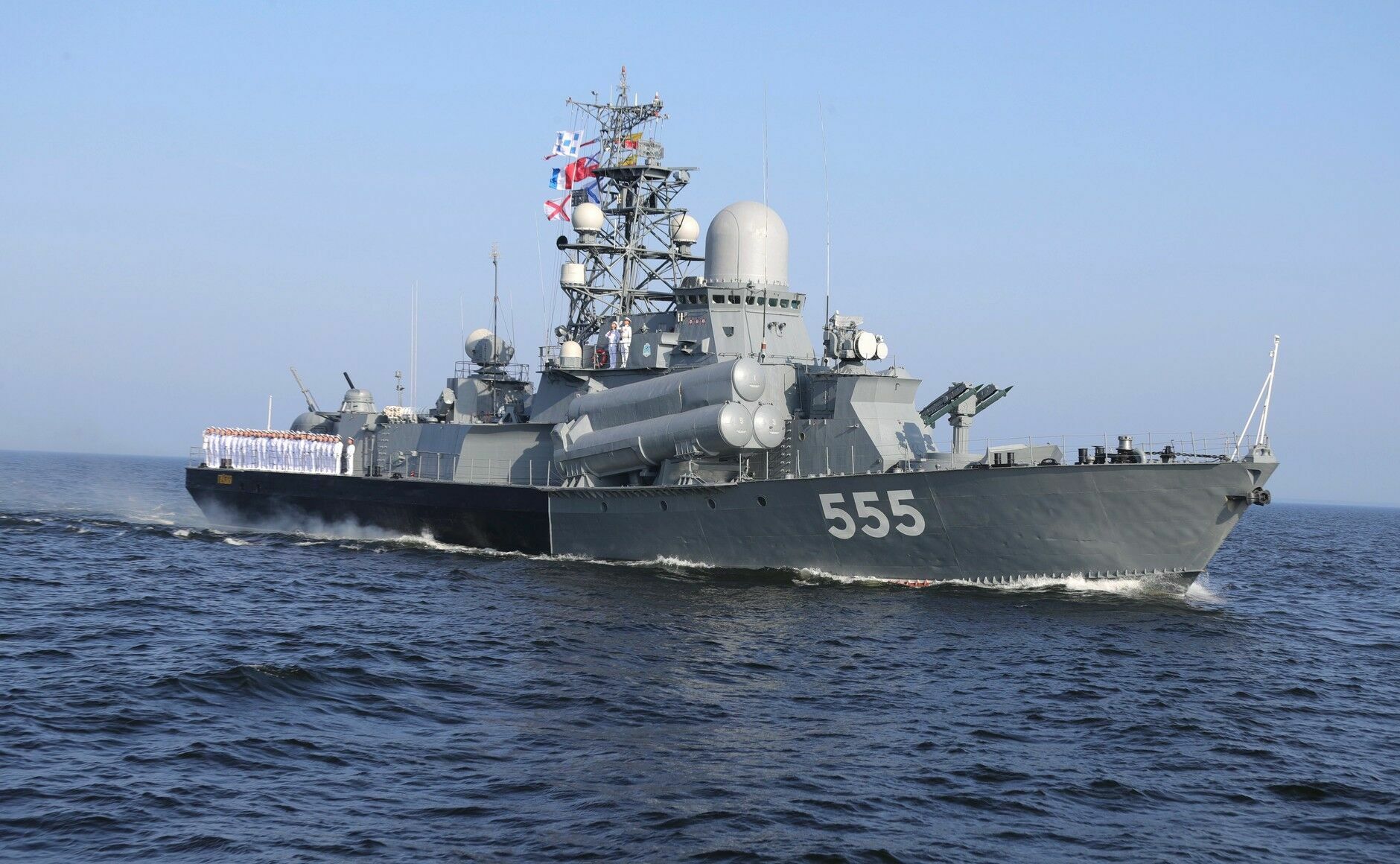 Соцопрос: жители России считают флот РФ самым мощным