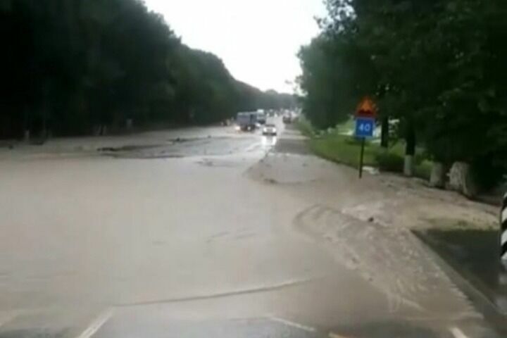 Участок федеральной трассы в Краснодарском крае перекрыли в связи с подтоплением