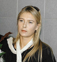 Марию Шарапову держат за закрытыми дверями