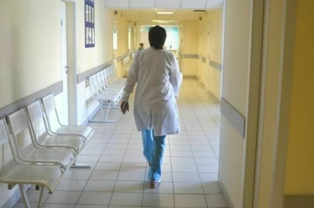 Врачи уфимской больницы забыли на полу тяжелобольную пациентку